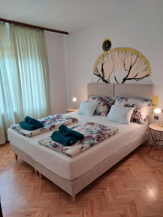 Apartman Marija II 오미살즈 외부 사진
