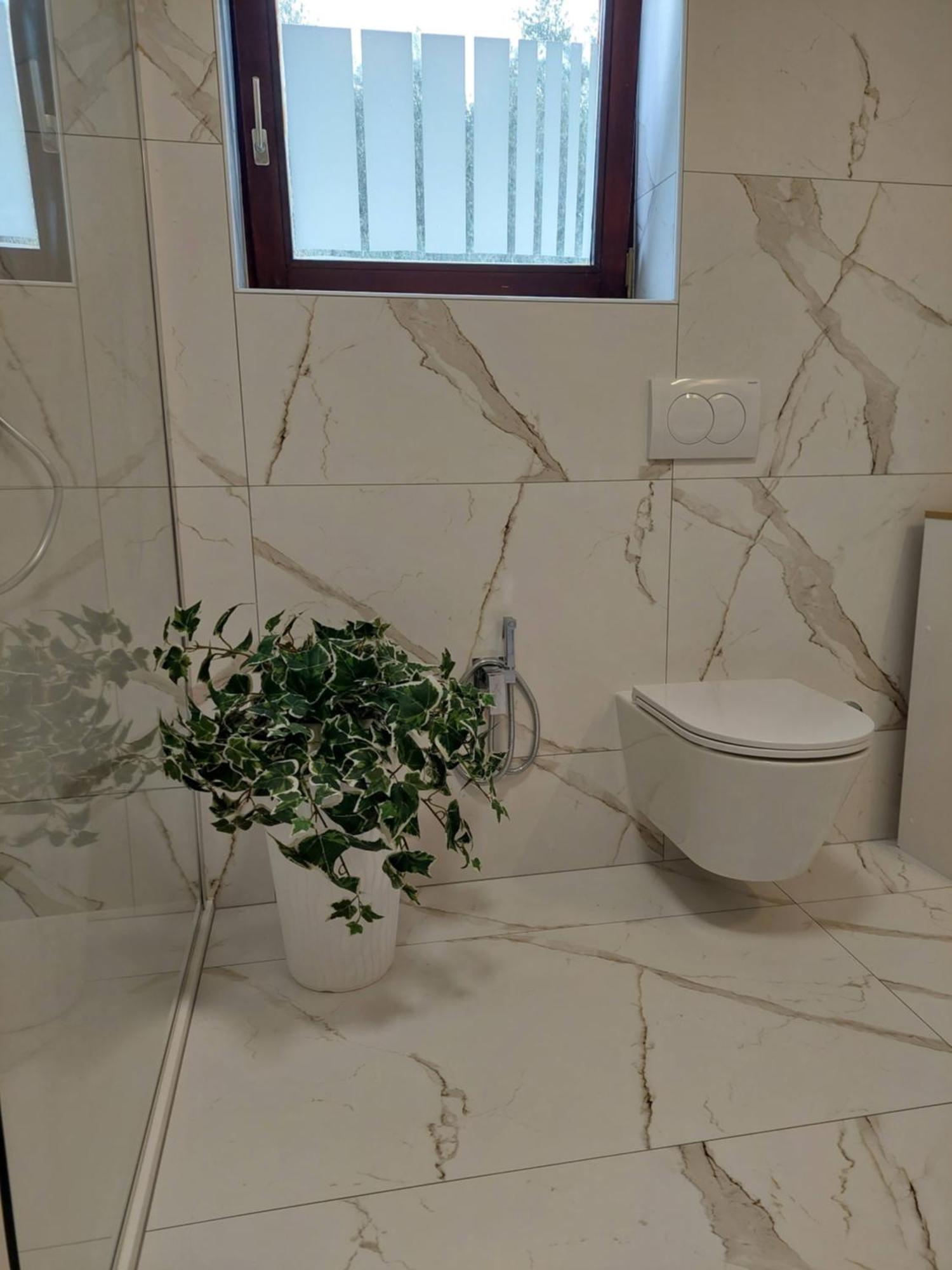 Apartman Marija II 오미살즈 외부 사진